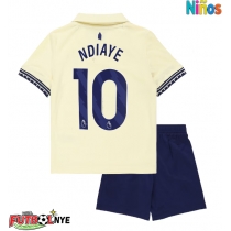 Camiseta Everton Iliman Ndiaye #10 Visitante Equipación para niños 2025-26 manga corta (+ pantalones cortos)